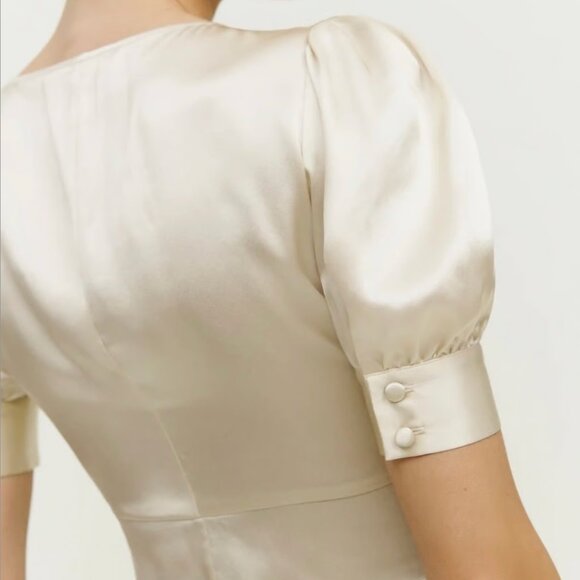 ❌SOLD❌ Reformation ‘Mendez’ Silk Puff Sleeve Button Up Crop Top - Picture 3 of 11